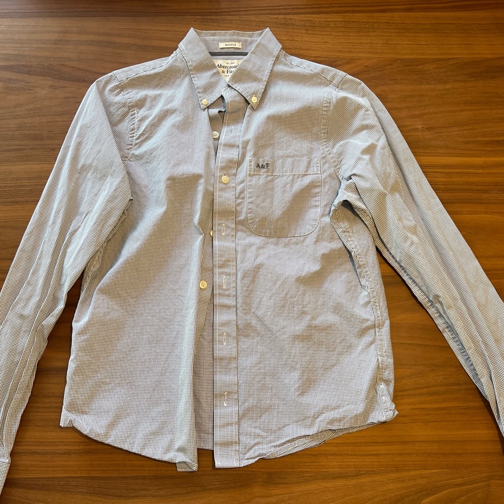 Abercromie and Fitch Men's White Checkered Shirt